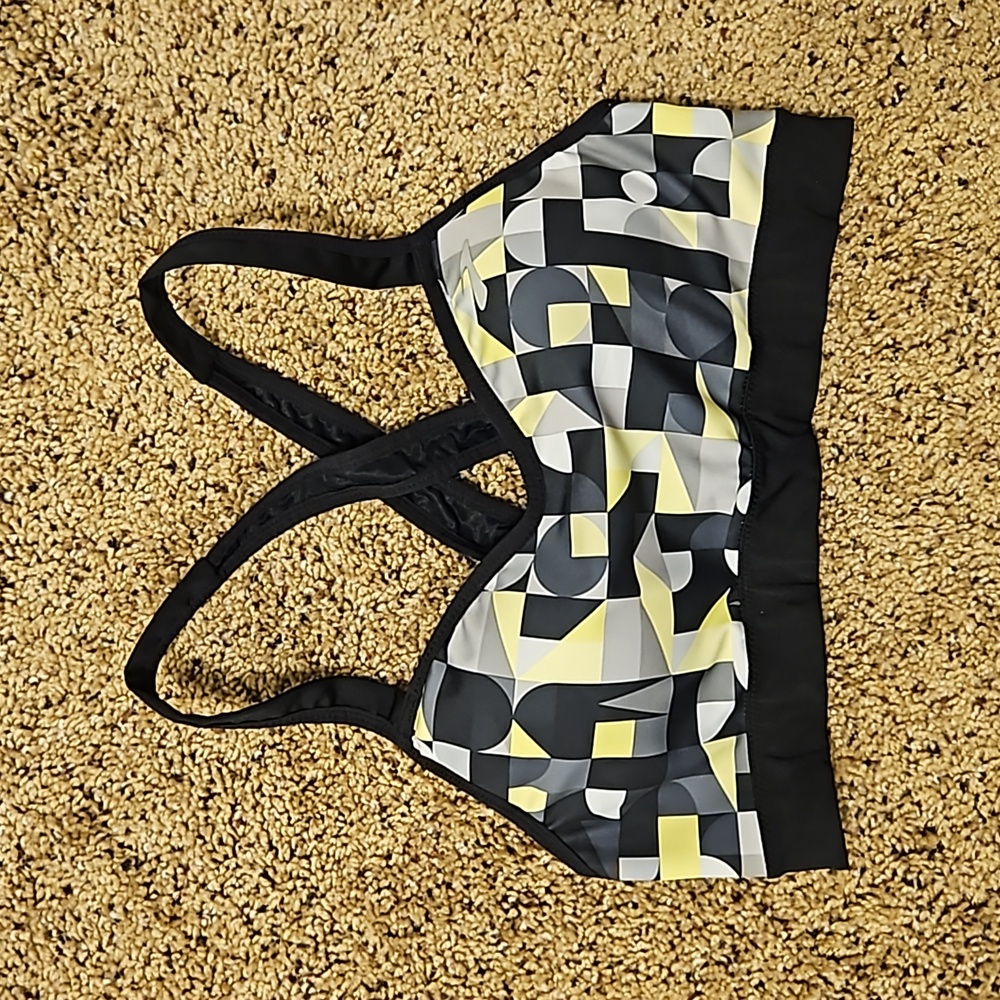 Brooks Uprise Crossback Sports Bra